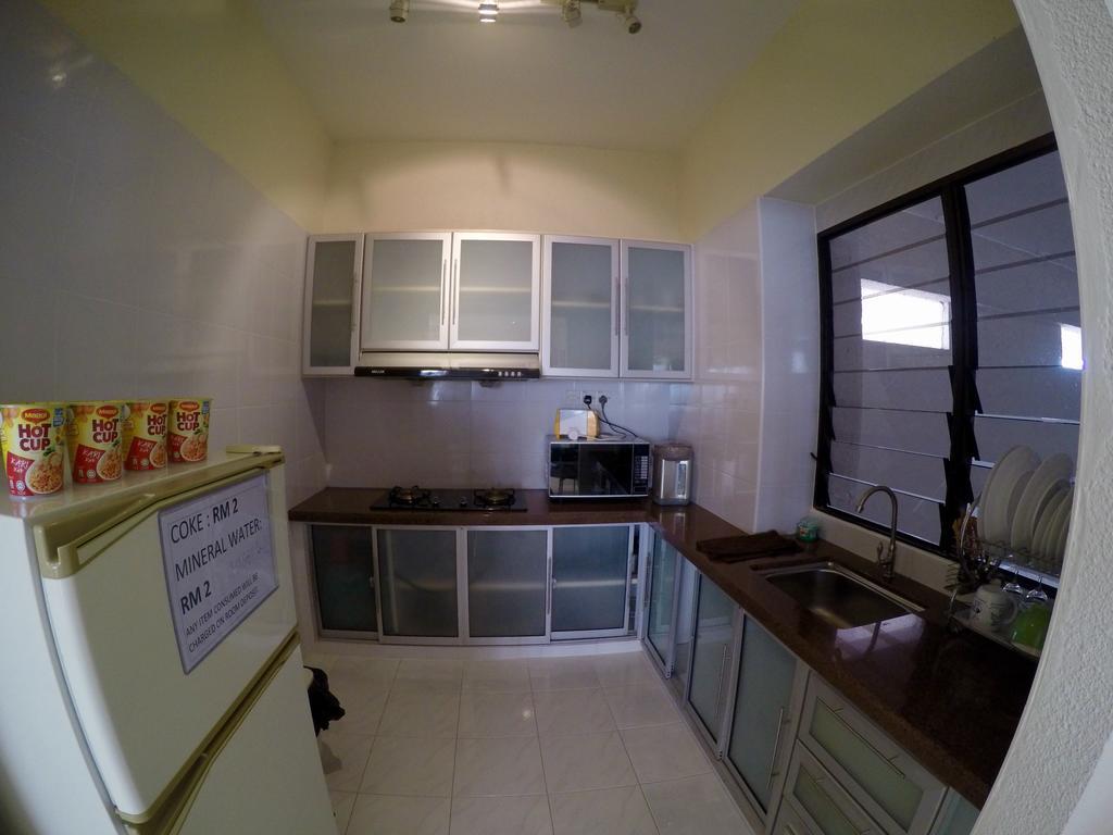 Holiday Homestay Penang At Batu Feringgi Ngoại thất bức ảnh